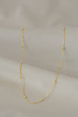 Lulu Necklace Gold on silk