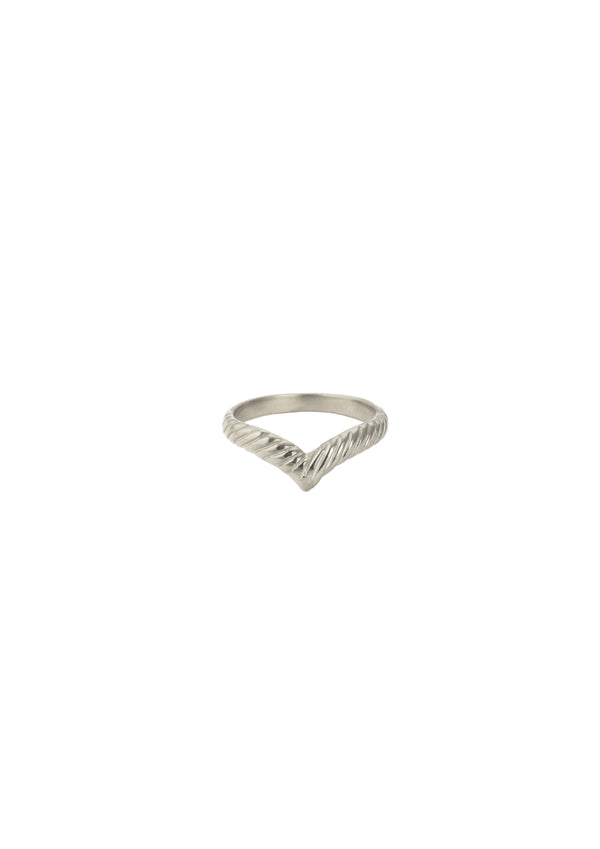 Silver Knuckle ring Ada on white background